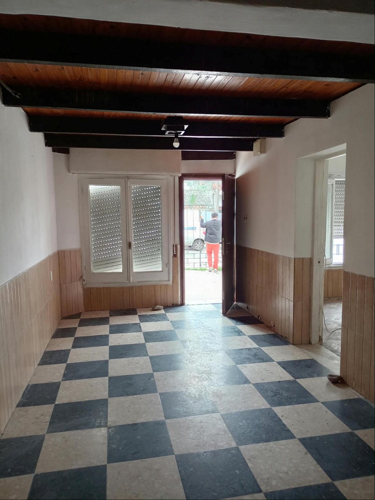 Alquiler en Unión Casa 3 Dormitorios , 2 baños, Cochera, fondo con parrillero · Foto 10