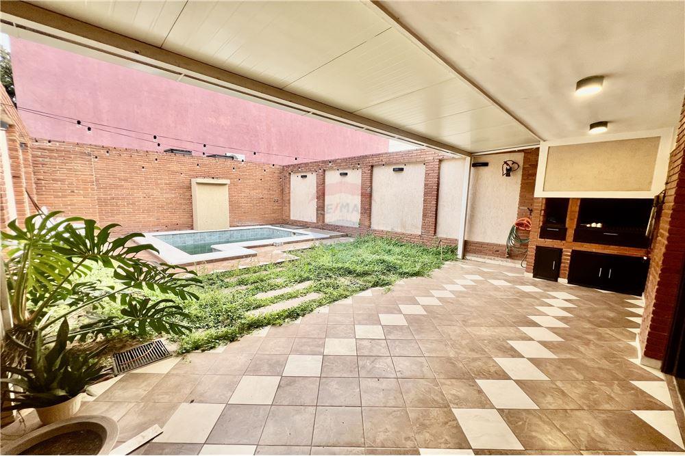 Alquilo duplex con piscina en Fernando de la Mora — foto 3
