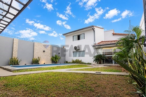 Amplia residencia familiar en Villa Aurelia — foto 2