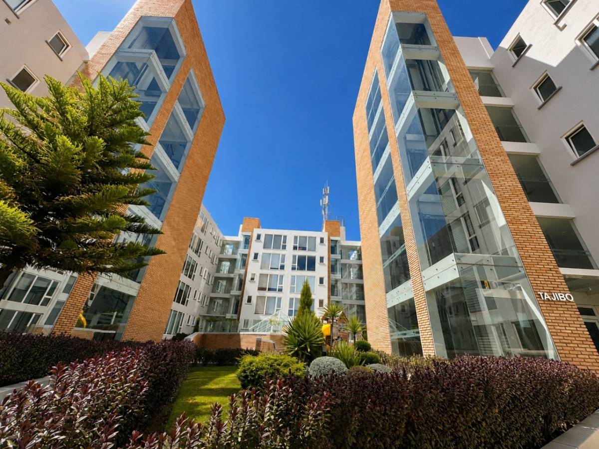Departamento en venta bajo precio de mercado en Calacoto