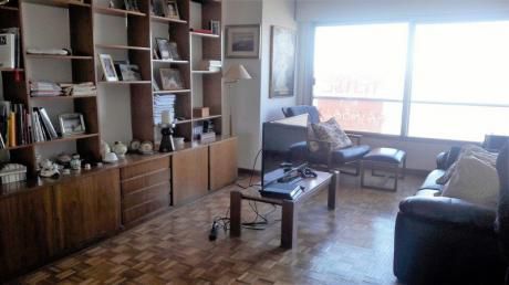 Apartamento En Venta 3 Dormitorios