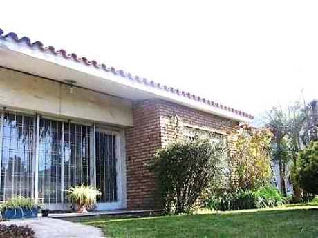 Casa En Venta 2 Dormitorios