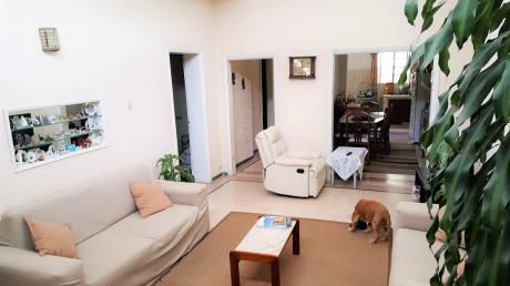 Casa En Venta 5 Dormitorios