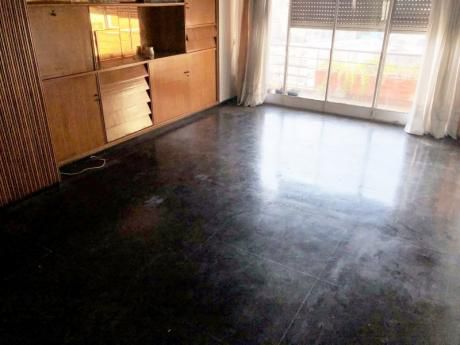 Venta Apartamento 3 Dormitorios Centro, Montevideo Garaje
