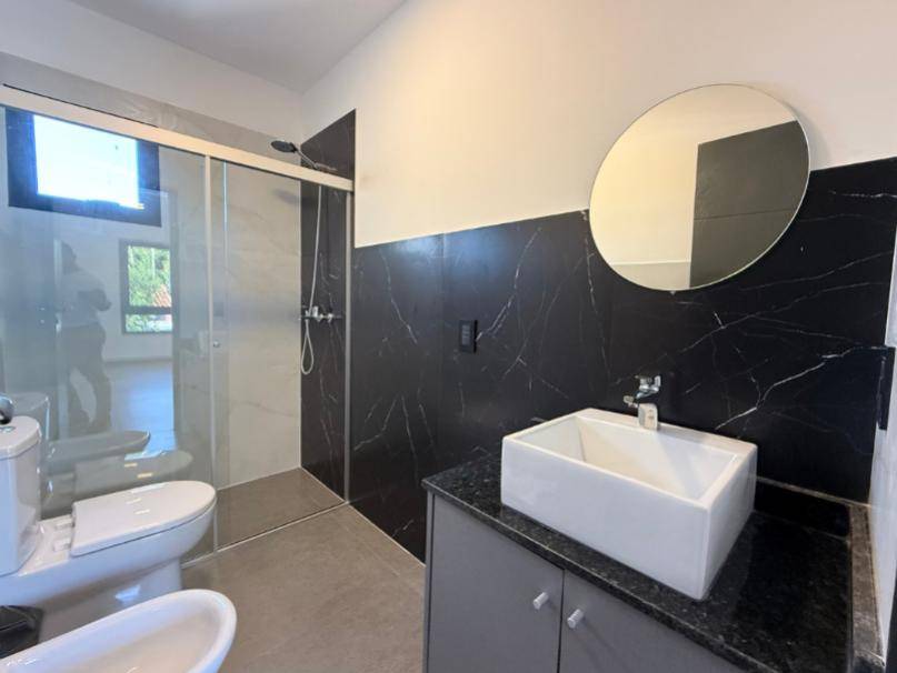 Duplex  Premium en Alquiler / Luque Laurelty — foto 3