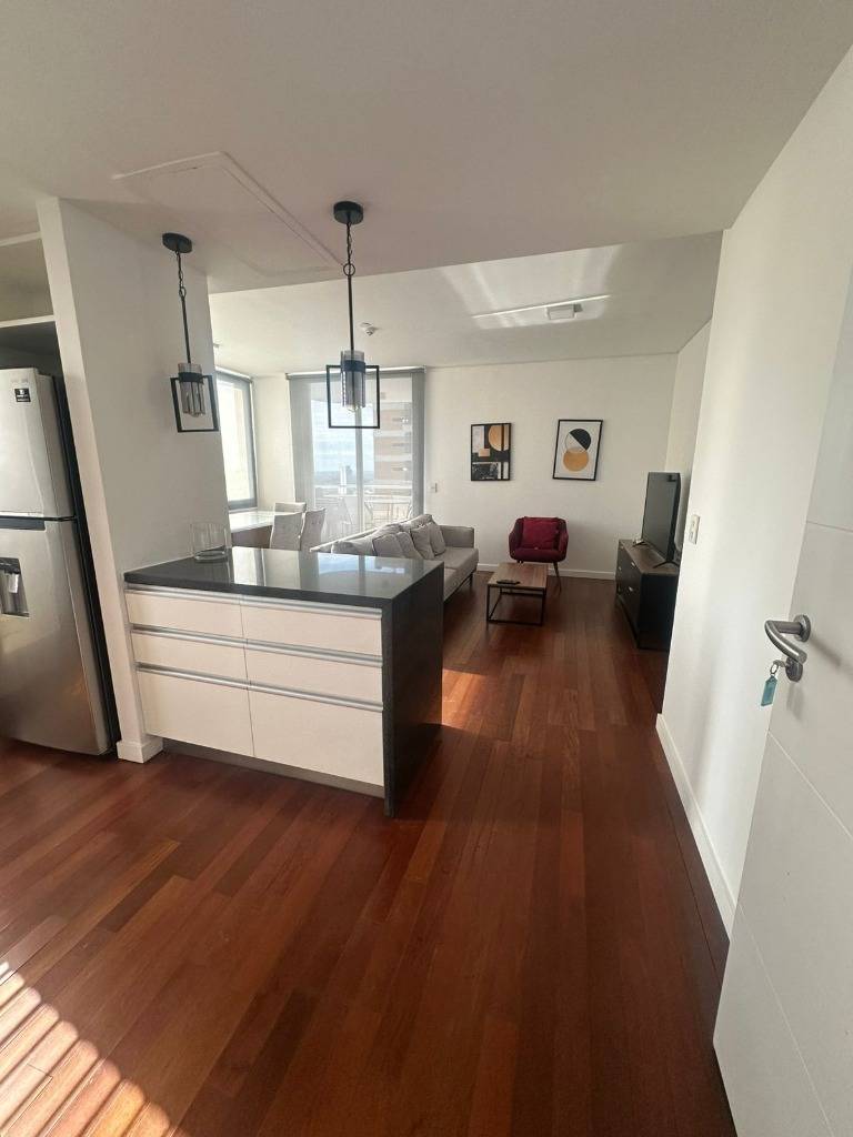 ALQUILO DEPARTAMENTO AMOBLADO DE 2 HABITACIONES EN EDIFICIO SKY TOWER — foto 2