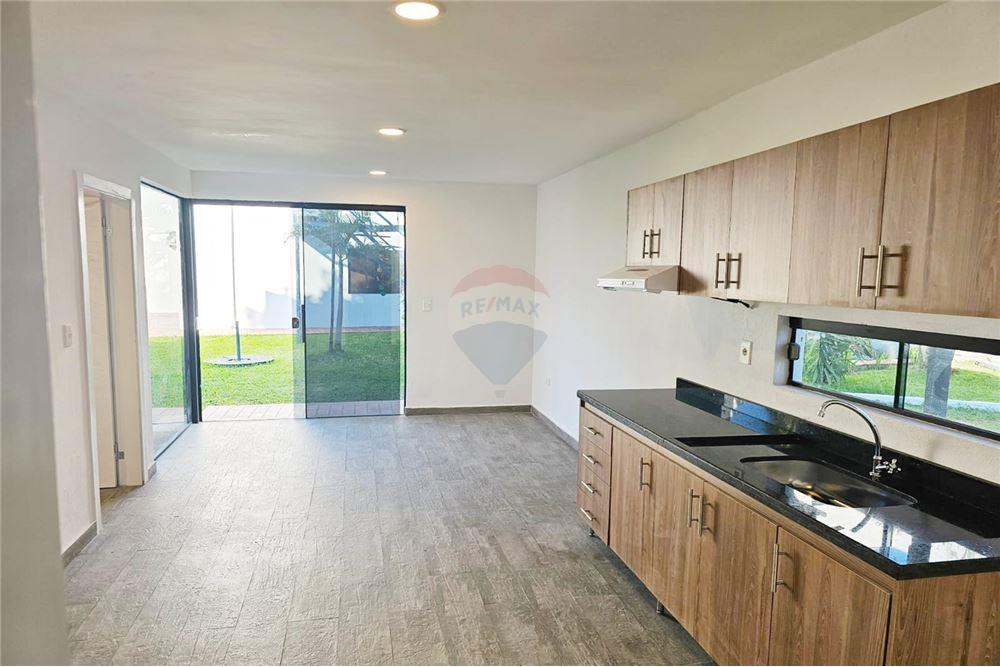 Vendo hermoso dpto en Condominio Casas del Lago — foto 2