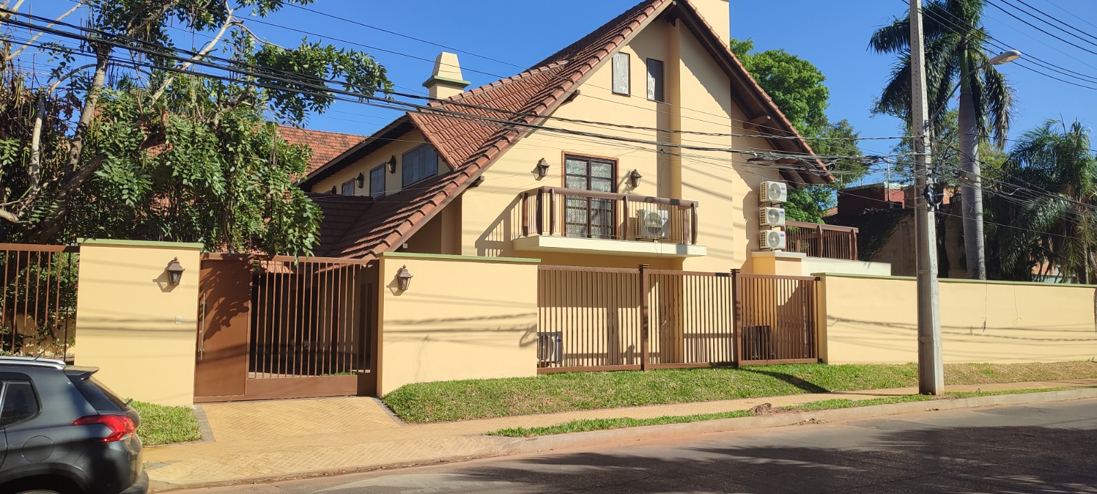 Casa en alquiler en Villa Morra
