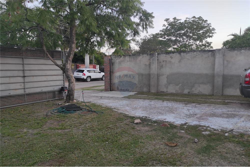 CASA EN ALQUILER EN CONDOMINIO A MINUTOS DEL EJE CORPORATIVO — foto 2