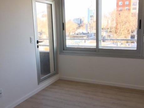 Excelente Ubicación. A Estrenar. 1 Dormitorio, Vestidor, Terraza Y Parrillero.
