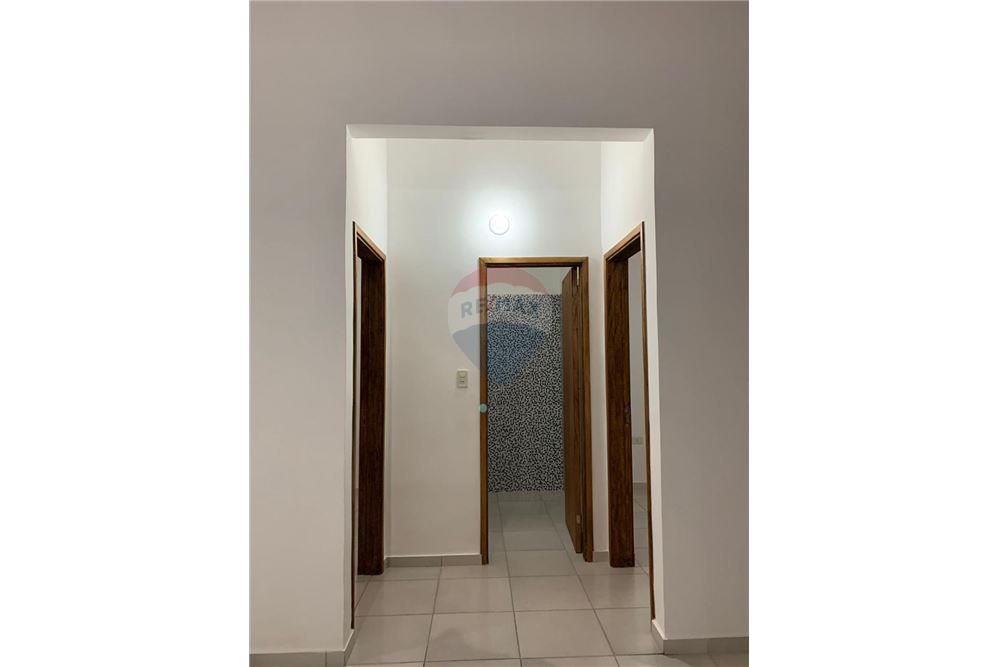 AMPLIO CHALET A ESTRENAR EN LUQUE — foto 3