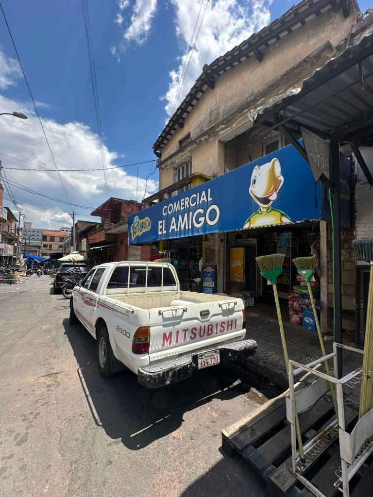 EN VENTA LOCAL COMERCIAL — foto 2