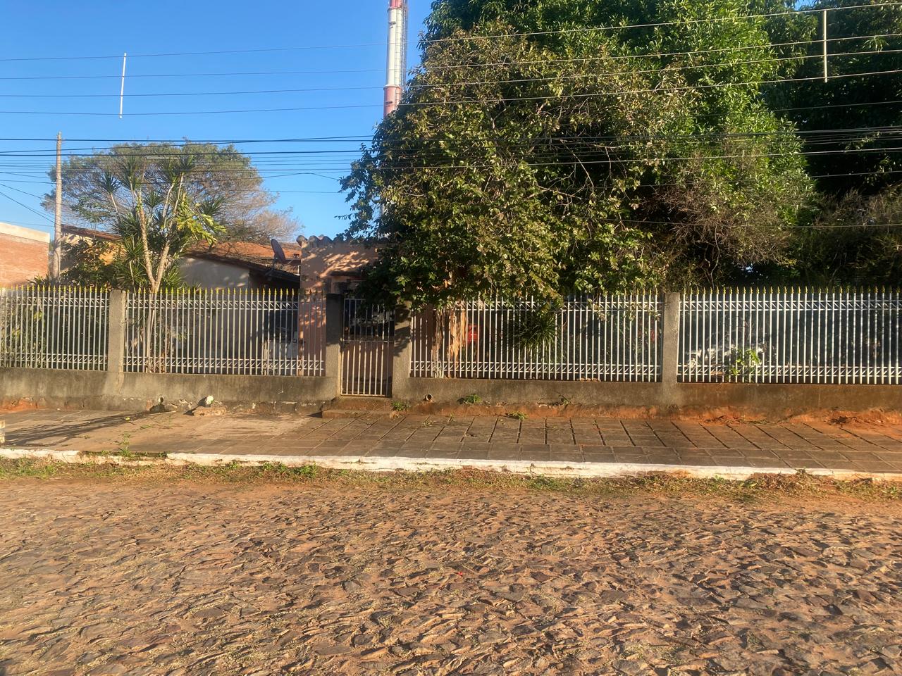 TERRENO CON CASA A DEMOLER EN LAMBARÉ — foto 3