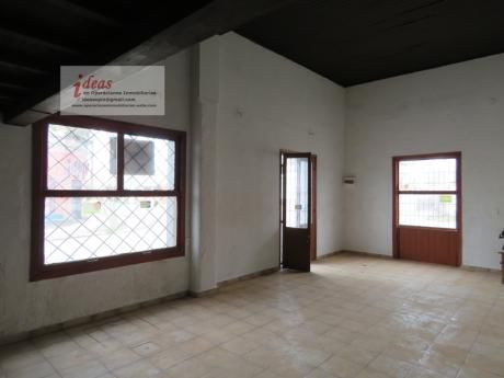 Local Comercial En El Centro De Las Piedras