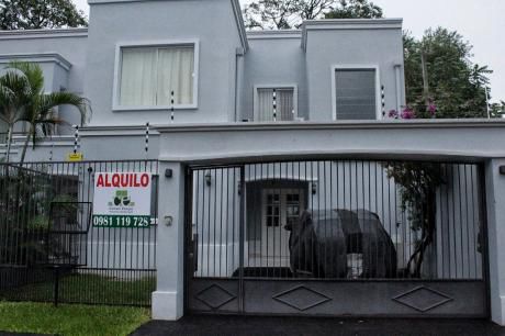 Hermoso Duplex Amoblado En Mburucuya!