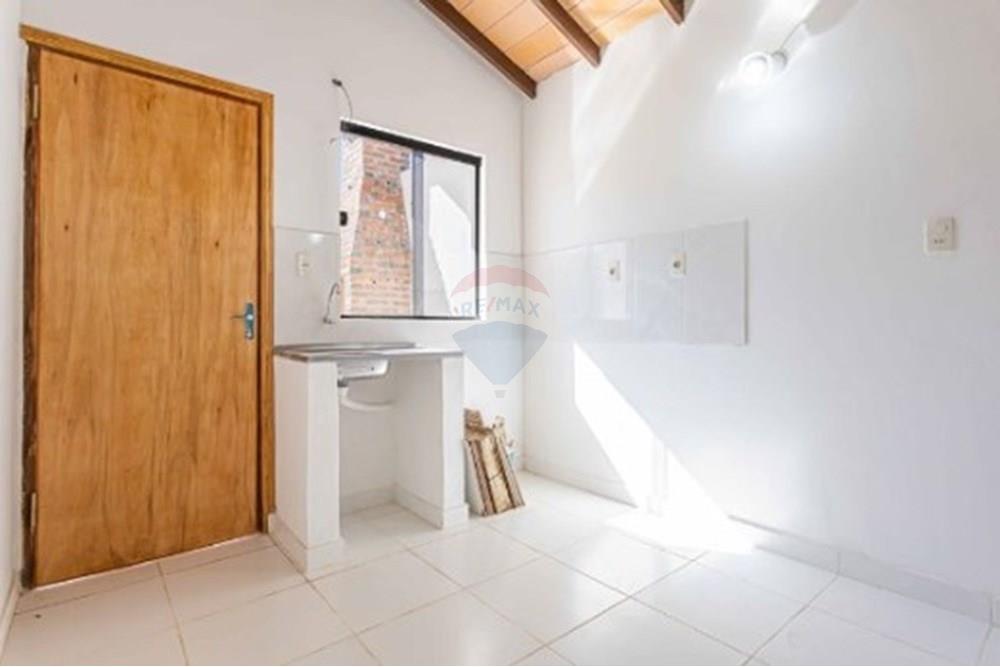 Casa - Venta - Paraguay Central Luque, invierte en un hogar cómodo! — foto 2