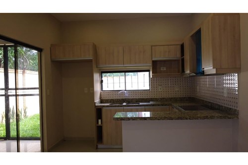 Alquiler DUPLEX en Luque, Cuarto Barrio — foto 3