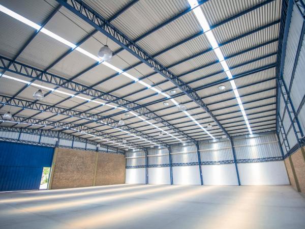 ALQUILO DEPÓSITO / TINGLADO / GALPÓN – 585 m² — foto 2