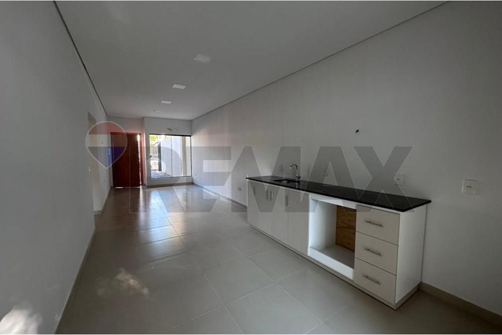 Casa - Venta - Luque, Paraguay — foto 3