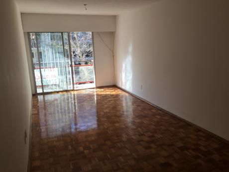 A 2 Cuadras Del Mar Con Terraza Y Garage