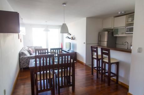 Alquile Apartamento Amoblado De 1 Dormitorio En Villa Biarritz