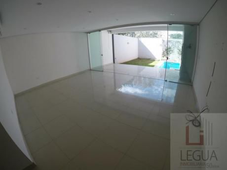 Alquilo Duplex Minimalista Con Piscina. Mburucuya