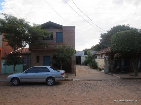 Casa En Bernardino Caballero Casi Itororo - Luque (133)