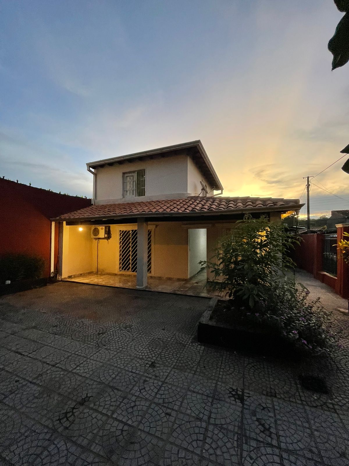Casa en Venta !! Bella Vista, Luque. — foto 2