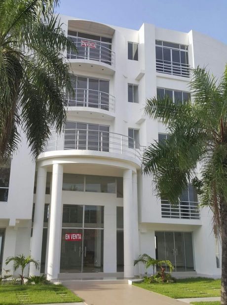 Edificio Para Negocios En Zona De Plusvalia