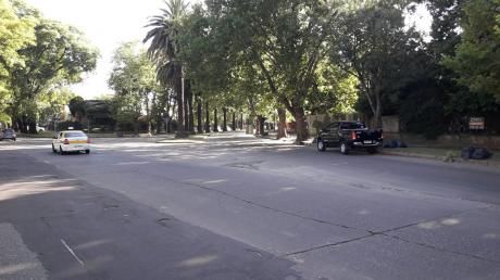 Excelente Esquina En Corazón De Prado