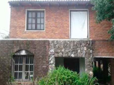 Terreno Con Edificación A Reciclar