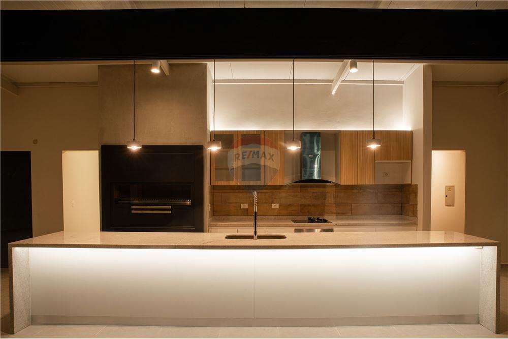 Casa - Venta - Altos, Paraguay — foto 3