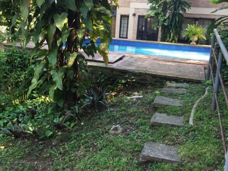 Alquilo Casa De 3 Dormitorios En San Bernardino En Condominio
