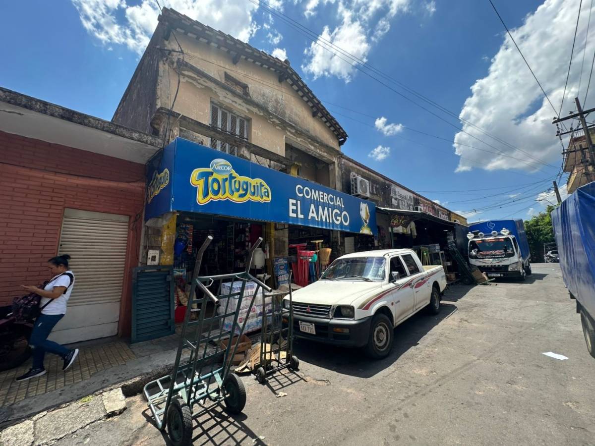 EN VENTA LOCAL COMERCIAL — foto 3