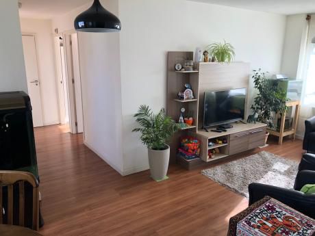 Precioso Apartamento A Pasos De 8 De Octubre Y Propios