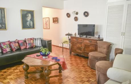 Apartamento De 1 Dormitorio Y Garaje En El Centro.