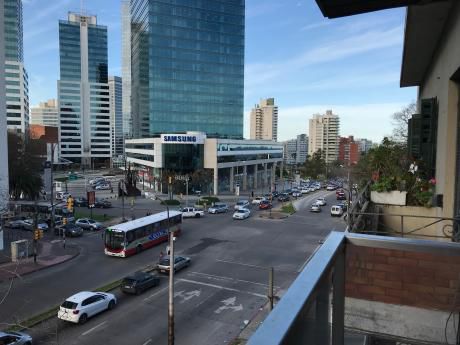 Venta Apto Pocitos Nuevo 2 Dorm 2 Baños Y Con Garage Fijo