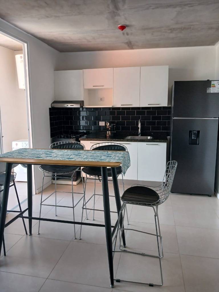 Alquilo departamento amoblado 2 dormitorios en Condominio Alta Vida - Luque — foto 2