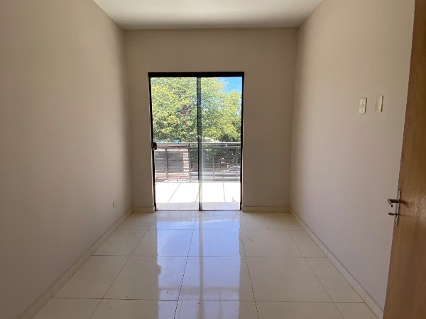 ALQUILO DUPLEX EN YCUA DURE LUQUE — foto 3