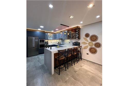 VENDO RESIDENCIA LUJOSA EN SAN BERNARDINO — foto 2