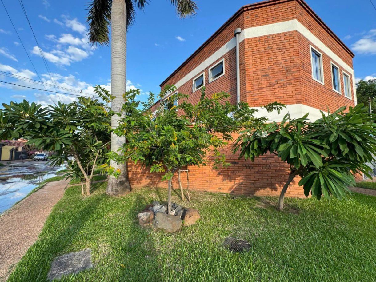 Casa en venta en Ycuá Satí