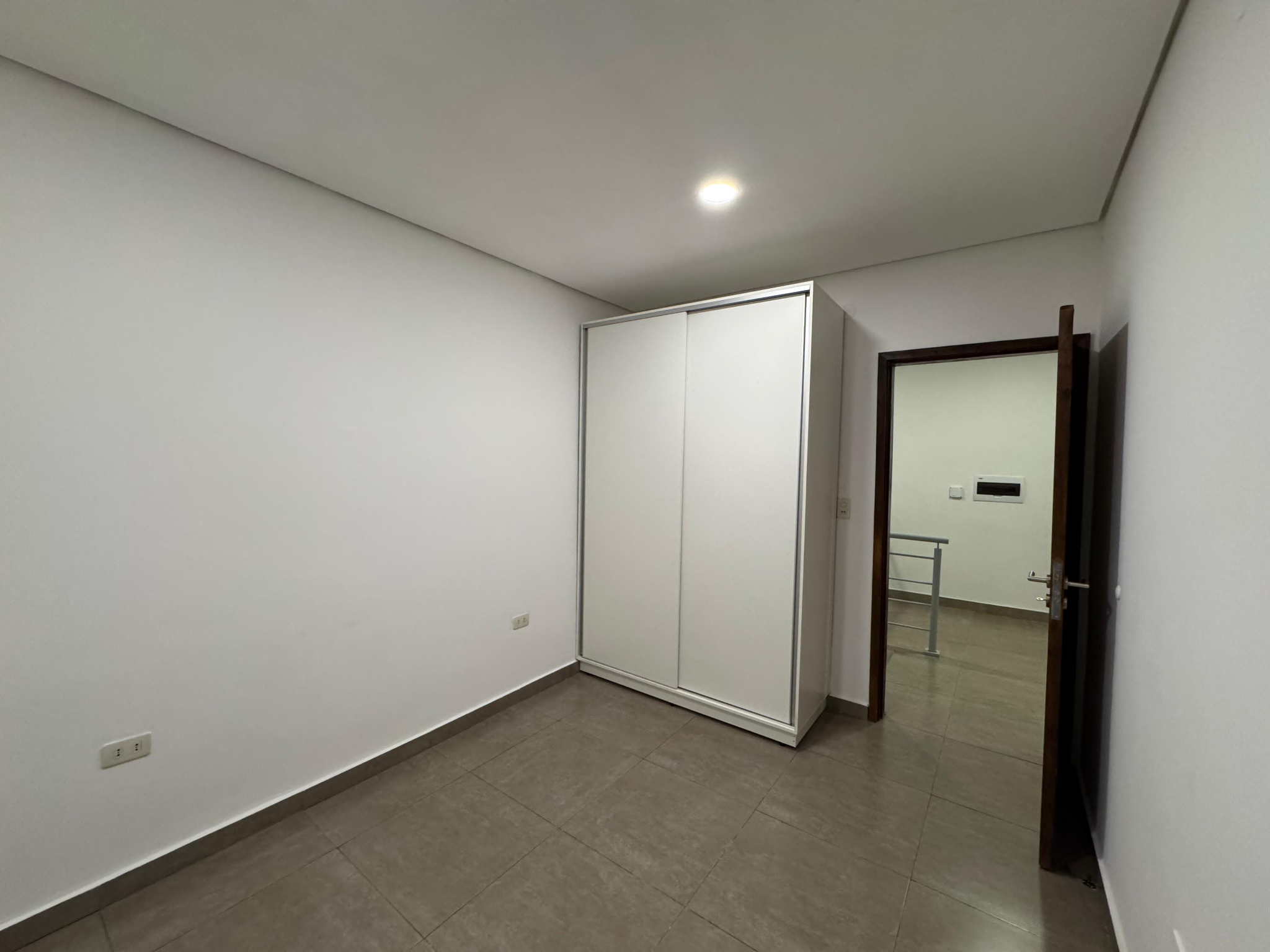 ALQUILO DÚPLEX EN VILLA ELISA,,EXCELENTE UBICACIÓN — foto 2