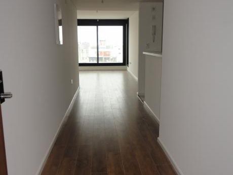 Apartamento En Alquiler, 1 Dormitorio, Kitch, Baño, Garaje, Vig.