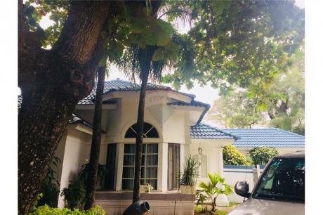 Casa Amoblada En Alquiler!