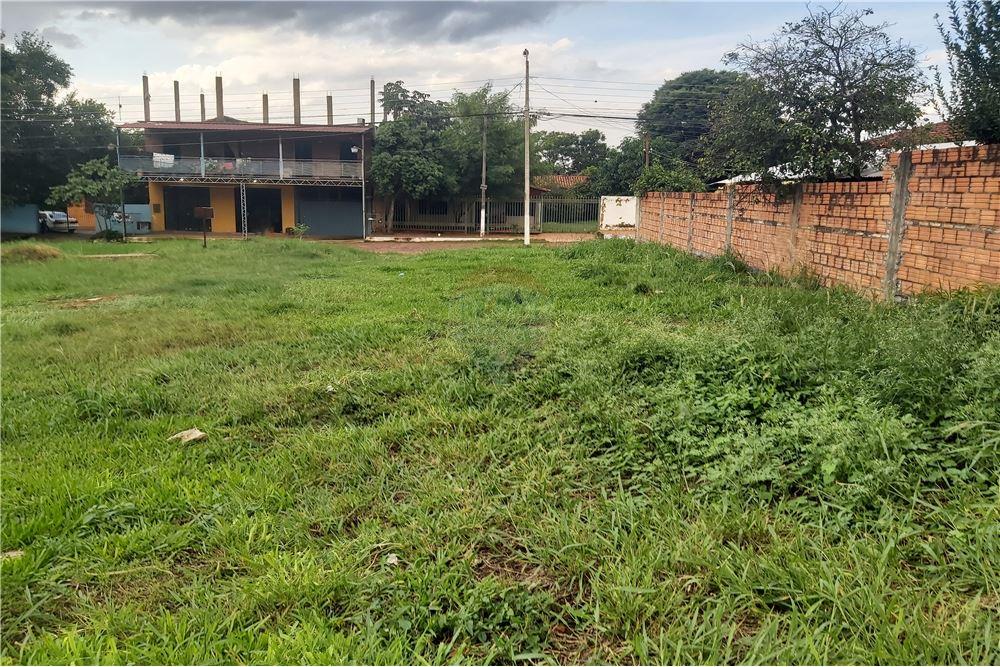 VENDO HERMOSO TERRENO EN ESQUINA EN PIRIBEBUY-YTU — foto 2