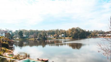 Venta- Espectacular Vista Al Lago