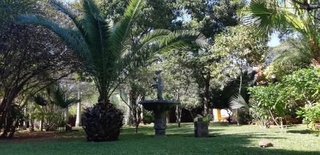Mariscal Estigarribia: Eminente Terreno De 4.893 M2 Con Residencia!