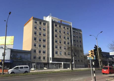 Torre Modelo Campiglia - Con Renta
