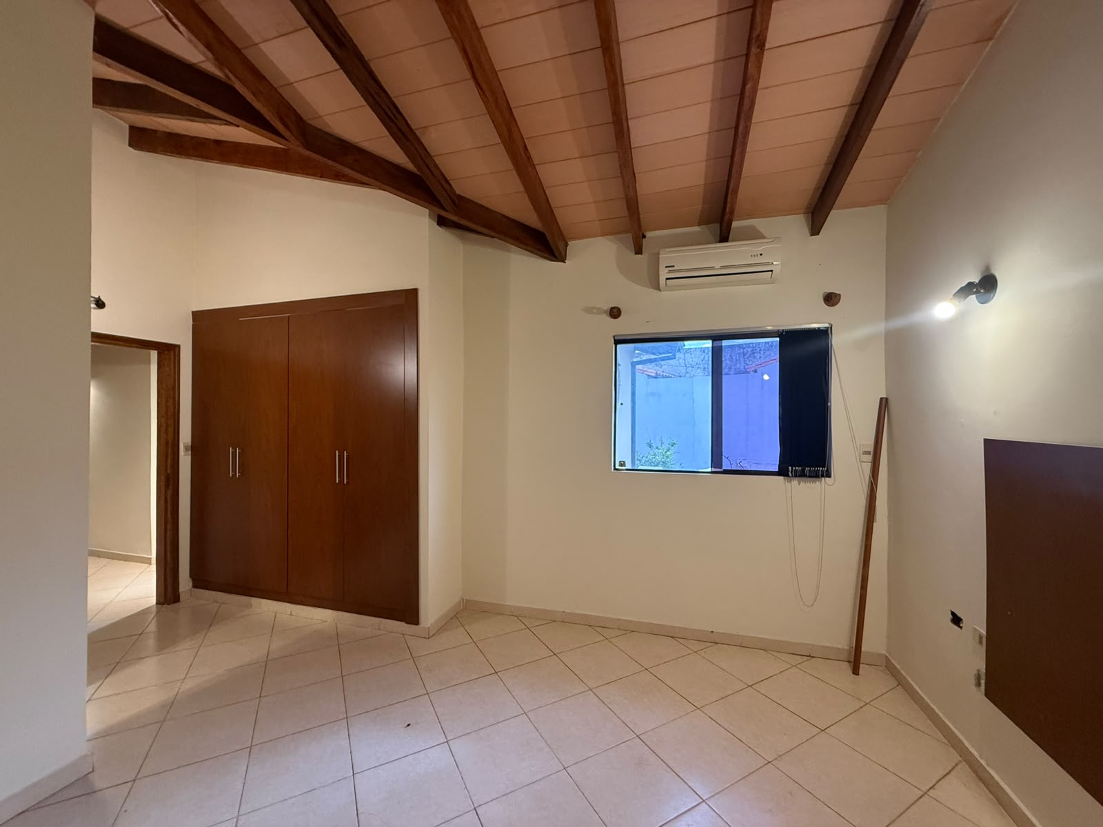 Alquilo Dúplex de 3 Dormitorios en Fernando de la Mora | Gs. 5.000.000 — foto 2