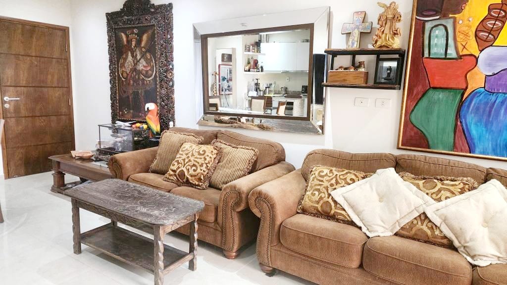 Alquilo departamento de 2 hab amoblado, Zona Av. Peron - Los Capuchinos. — foto 2